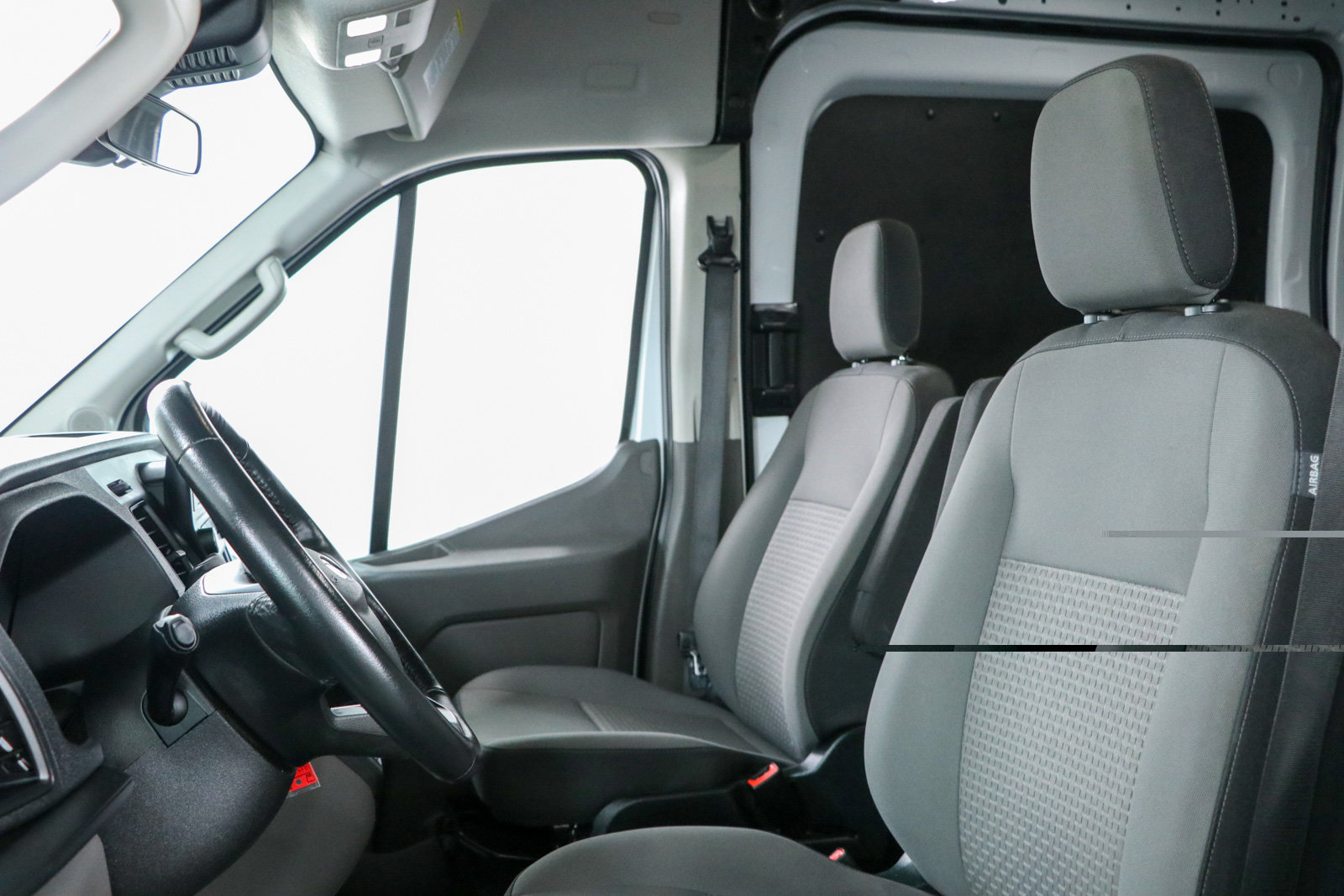 Used 2025 Ford Transit 250 148 Medium Roof w/ Load Area Protection Package RWD image 23