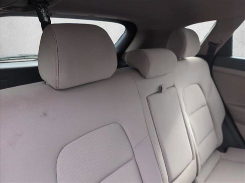 Certified 2021 Hyundai Tucson Sport image 21