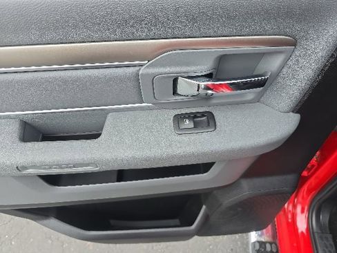 Used 2015 RAM 1500 Big Horn AWD/4WD image 19