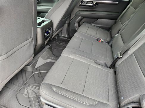 New 2026 Chevrolet Suburban LS w/ LS Custom Edition AWD/4WD image 26