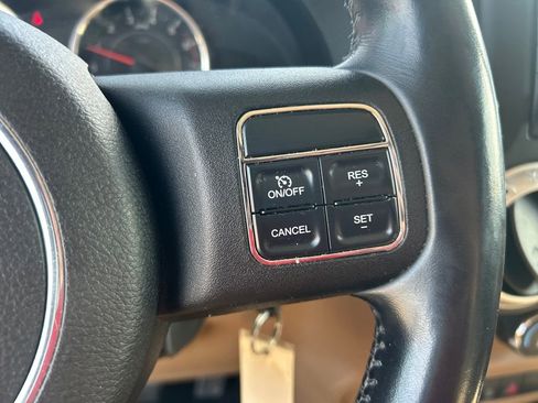 Used 2011 Jeep Wrangler Unlimited Sahara w/ Dual Top Group image 17