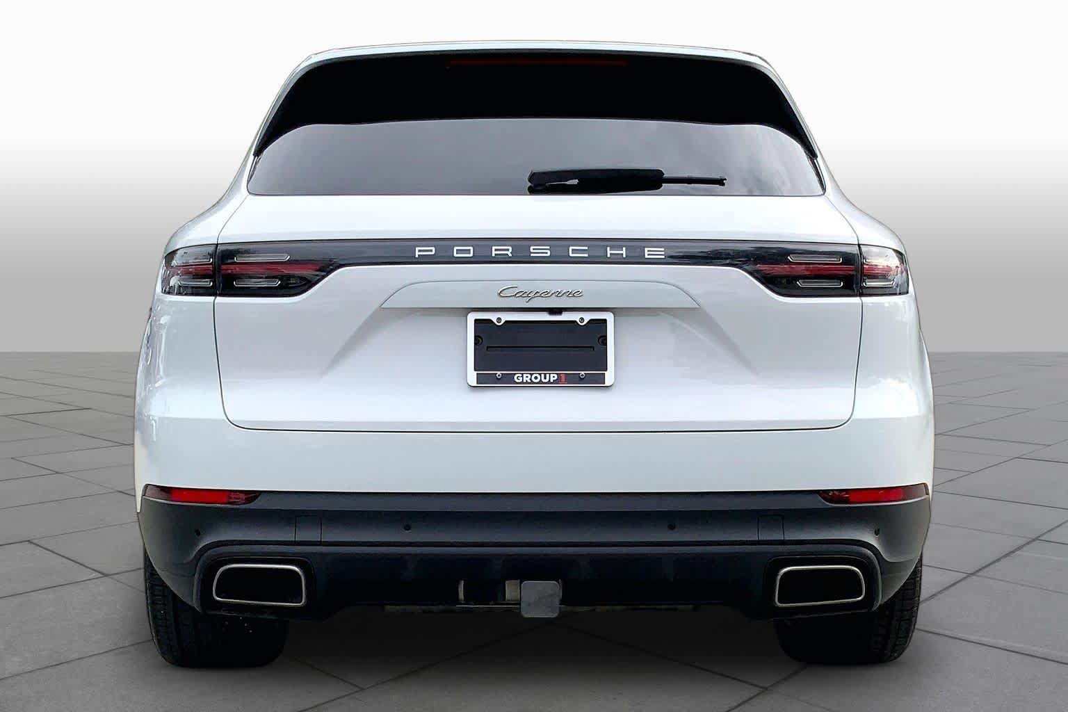 Used 2023 Porsche Cayenne AWD/4WD image 5
