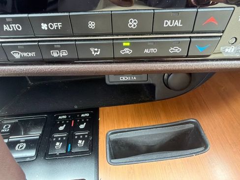 Used 2020 Lexus RX 350 AWD w/ Premium Package image 29