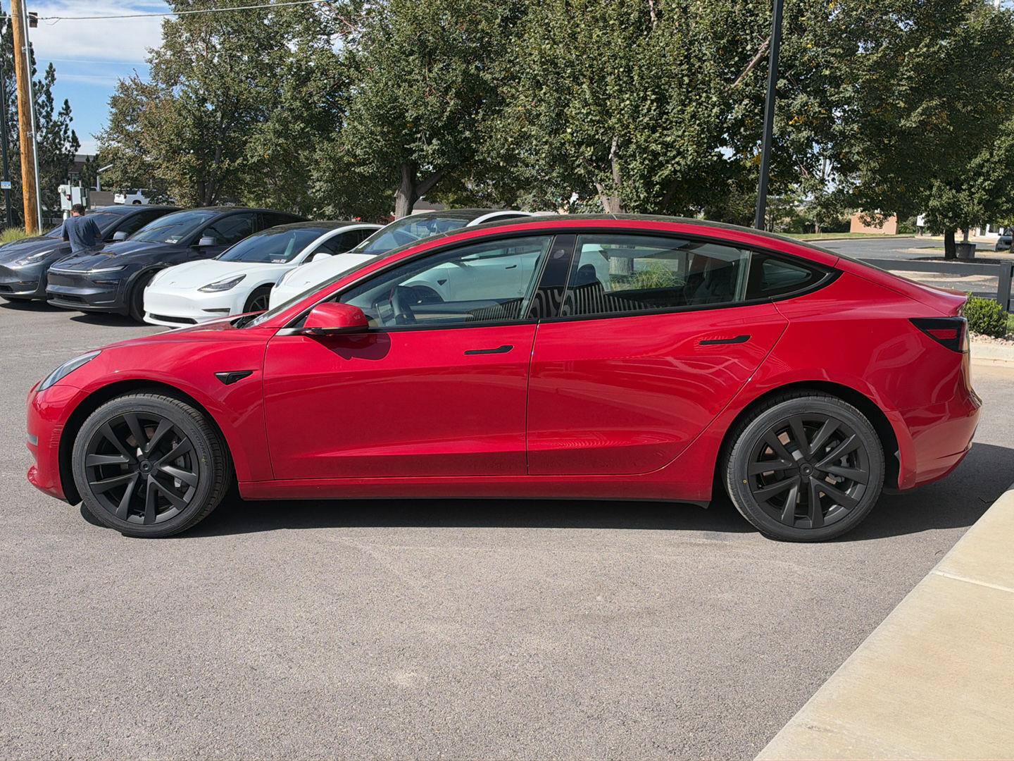 Used 2023 Tesla Model 3 Standard Range RWD image 5