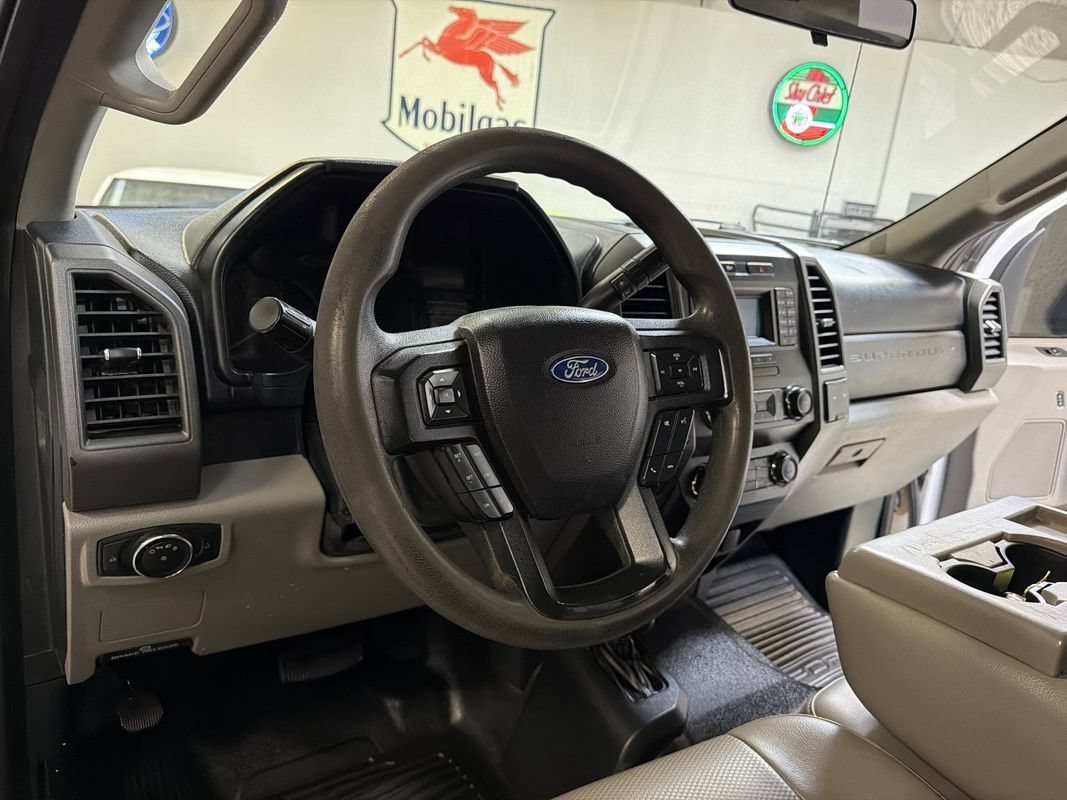 Used 2019 Ford F350 XL w/ Power Equipment Group AWD/4WD image 24