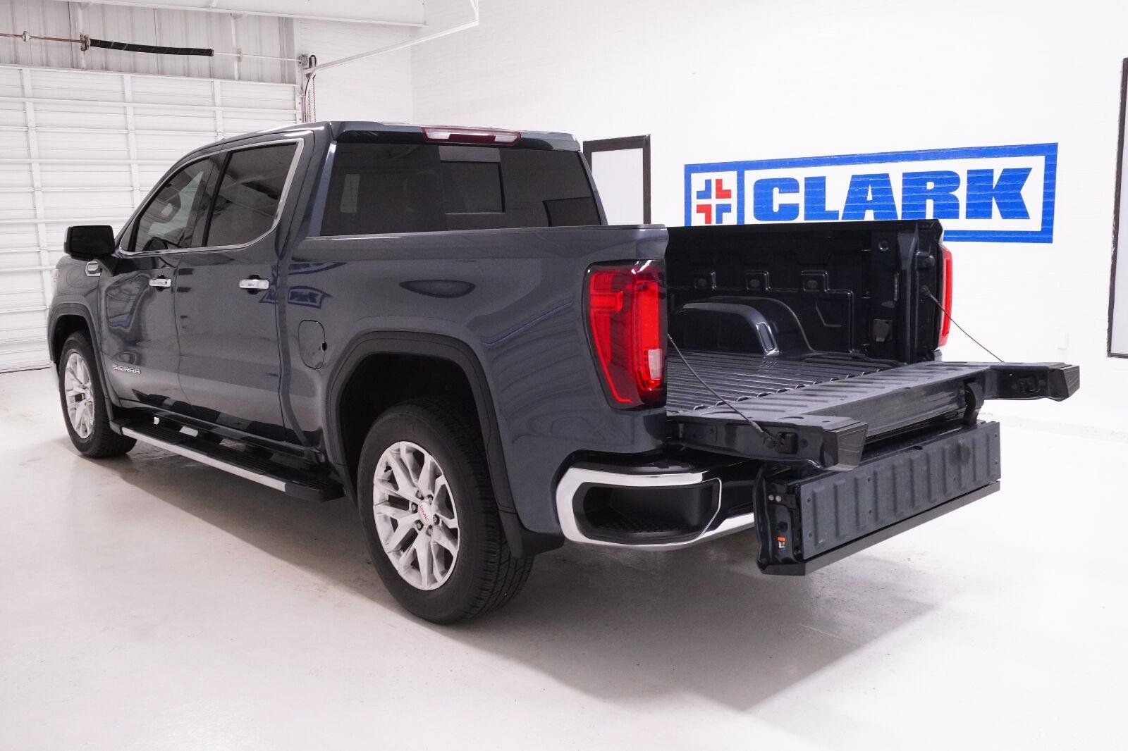 Used 2021 GMC Sierra 1500 SLT RWD image 29