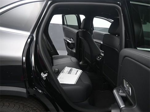 New 2025 Mercedes-Benz GLA 250 image 28