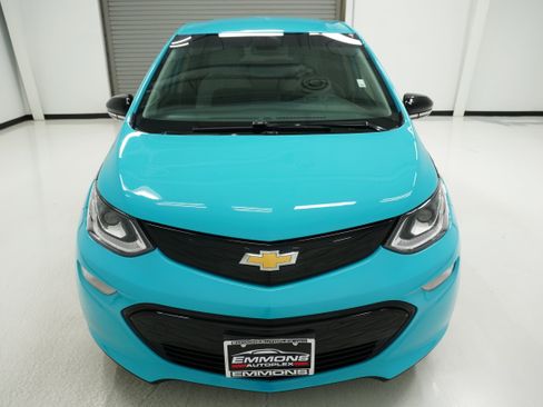 Used 2020 Chevrolet Bolt LT image 2