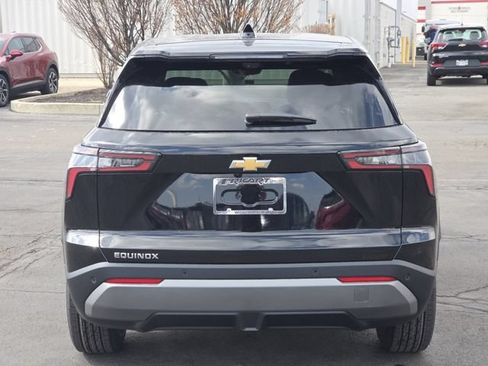 New 2026 Chevrolet Equinox LT w/ Convenience Package II FWD image 22