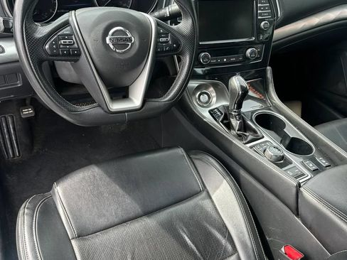 Used 2021 Nissan Maxima 3.5 SV w/ Floor Mat Group FWD image 10