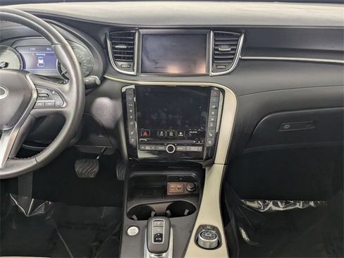 Used 2025 INFINITI QX55 Essential image 29