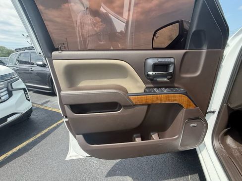 Used 2018 GMC Sierra 1500 SLT w/ SLT Premium Package AWD/4WD image 11