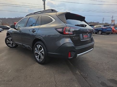 Used 2020 Subaru Outback Limited image 5