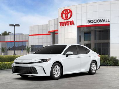 New 2026 Toyota Camry LE w/ Convenience Package