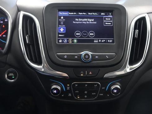 Used 2022 Chevrolet Equinox LT image 14