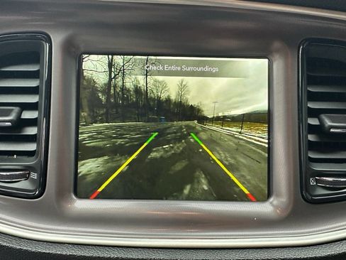 Used 2022 Dodge Challenger R/T Scat Pack w/ Dynamics Package image 18