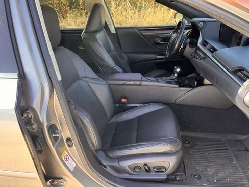 Used 2019 Lexus ES 350 image 26