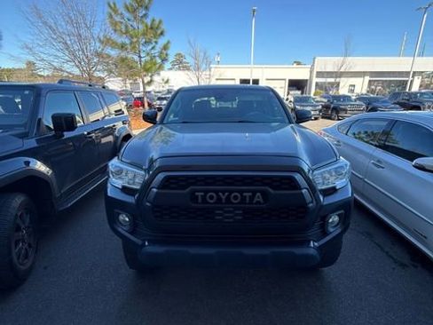 Used 2019 Toyota Tacoma SR5 image 14