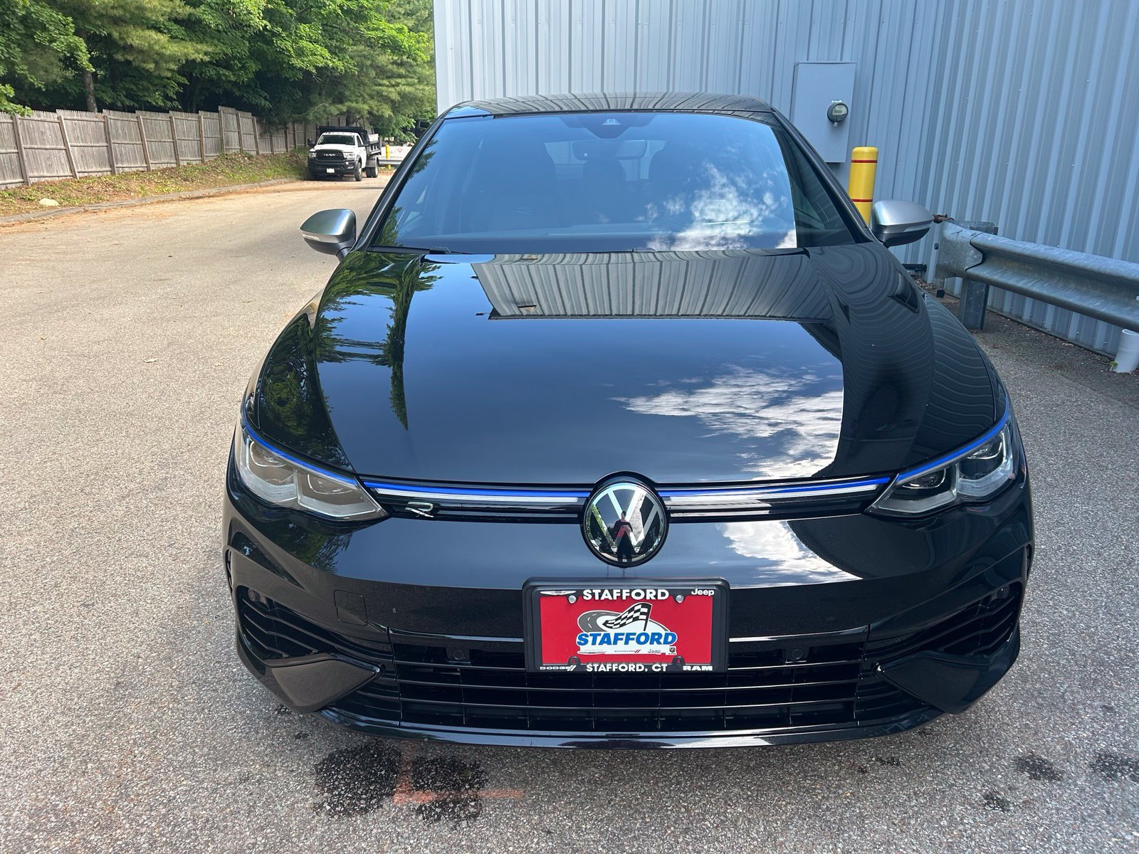 Used 2024 Volkswagen Golf R AWD/4WD image 2