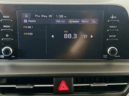 Used 2024 Kia Seltos LX AWD/4WD image 19