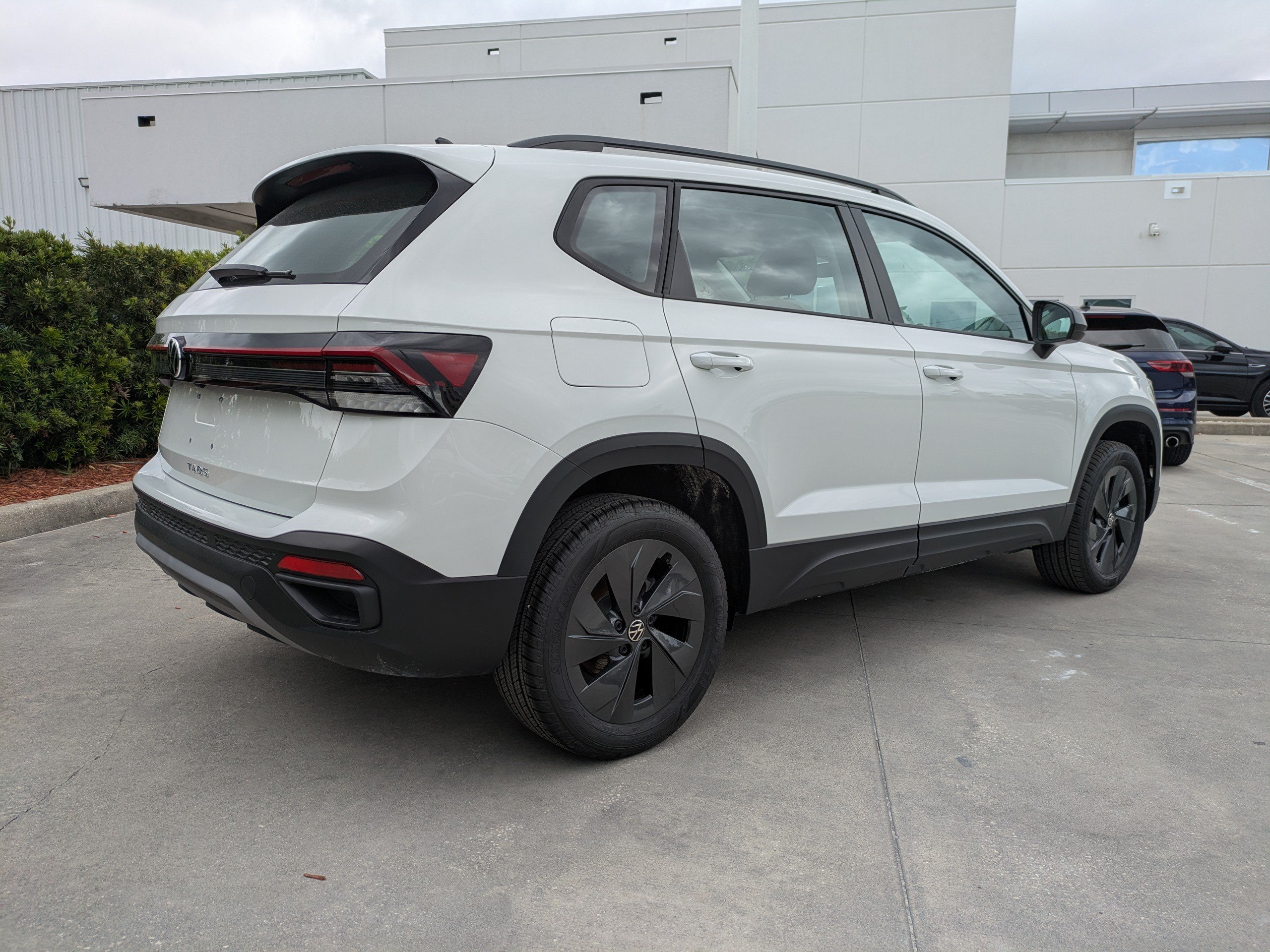 New 2026 Volkswagen Taos S FWD image 4