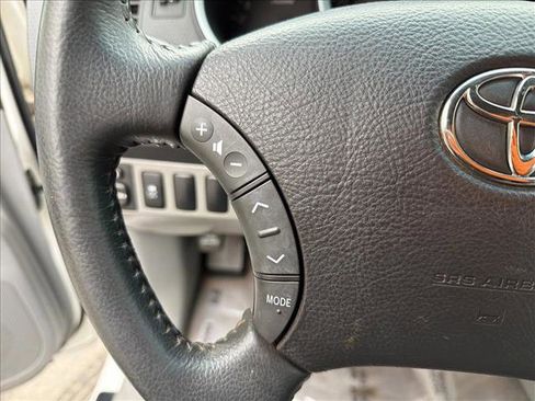 Used 2011 Toyota Tacoma 2WD Access Cab image 16