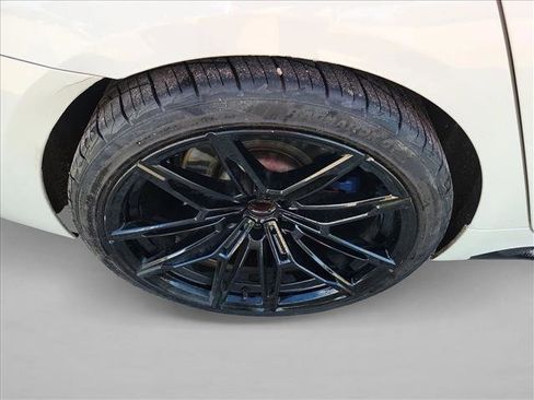 Used 2018 BMW M550i xDrive image 11