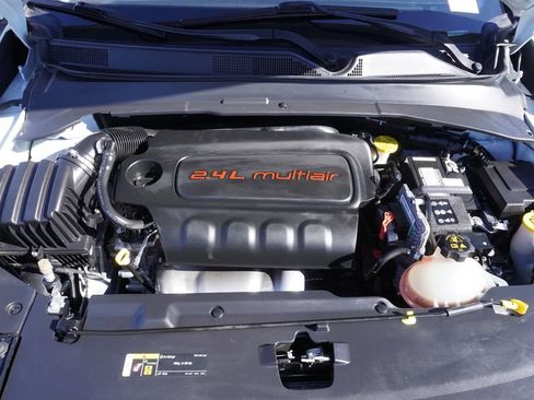 Used 2022 Jeep Compass Trailhawk image 7