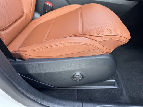 New 2026 Mercedes-Benz GLC 300 4MATIC image 34