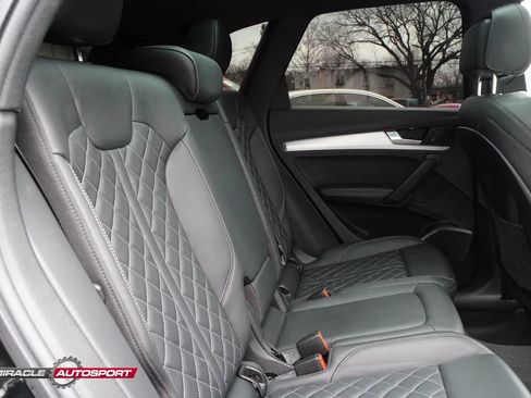 Used 2019 Audi SQ5 Premium Plus w/ Premium Plus Package image 39