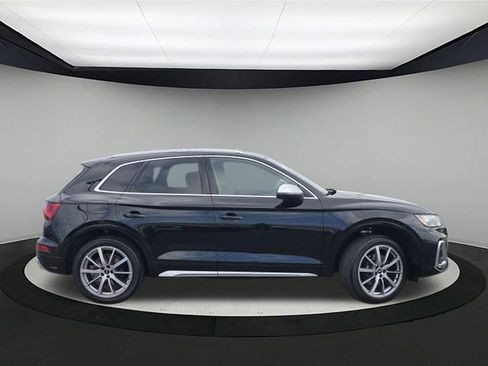 Certified 2023 Audi SQ5 Premium Plus image 8