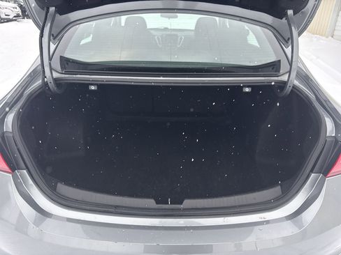 Used 2023 Chevrolet Malibu LT image 6