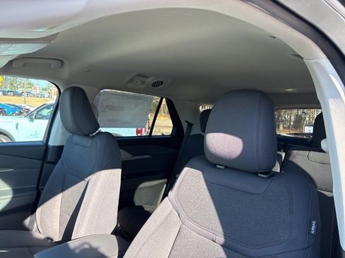 New 2026 Ford Explorer Active image 32