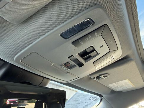 Used 2024 Toyota Sienna Limited AWD/4WD image 14