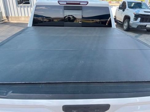 Used 2021 GMC Sierra 1500 SLT AWD/4WD image 9