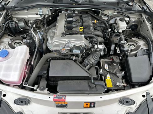 Used 2023 MAZDA MX-5 Miata Grand Touring w/ Weather Package image 16