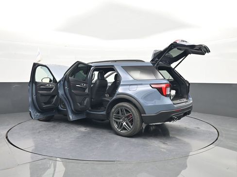 New 2026 Ford Explorer ST image 61