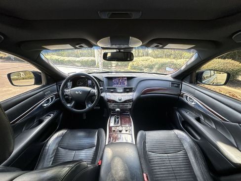 Used 2013 INFINITI M37 w/ Premium Pkg image 25