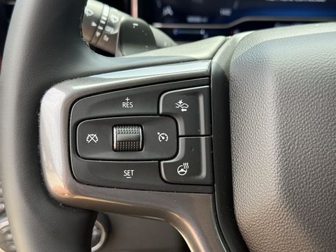 Used 2025 Chevrolet Silverado 1500 ZR2 w/ Technology Package AWD/4WD image 16