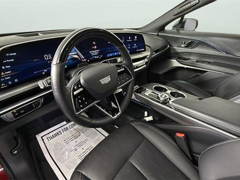 Used 2024 Cadillac Lyriq Luxury w/ LPO, Floor Liner Package image 18