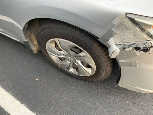 Used 2013 Honda Civic LX image 2