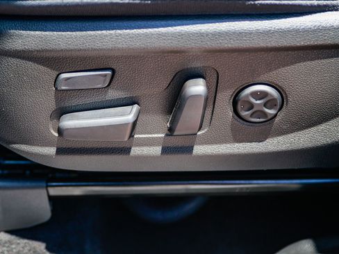 Used 2022 Hyundai Santa Fe Limited AWD/4WD image 22