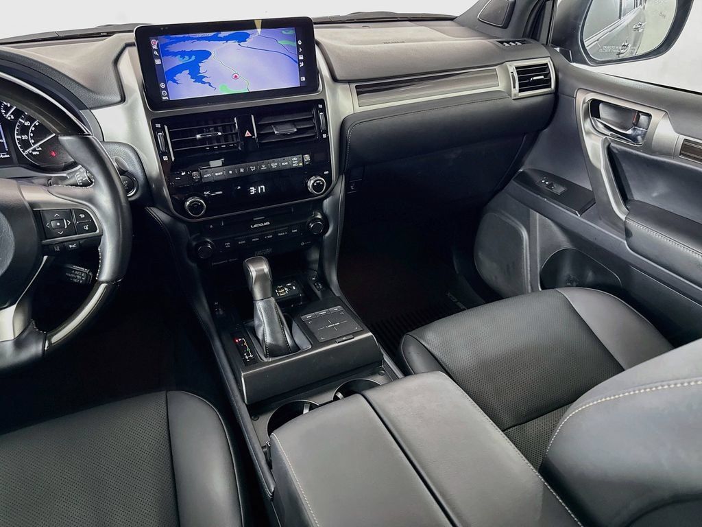 Certified 2022 Lexus GX 460 Premium w/ Accessory Package AWD/4WD image 24