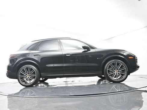 Certified 2021 Porsche Cayenne S AWD/4WD image 53