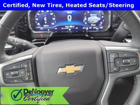 Used 2023 Chevrolet Silverado 1500 LT image 9