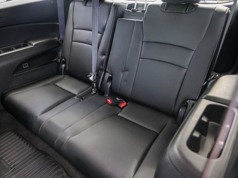 Used 2022 Honda Pilot Touring image 25