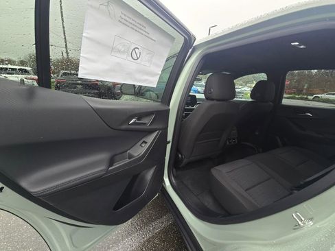 New 2026 Chevrolet Equinox LT image 11