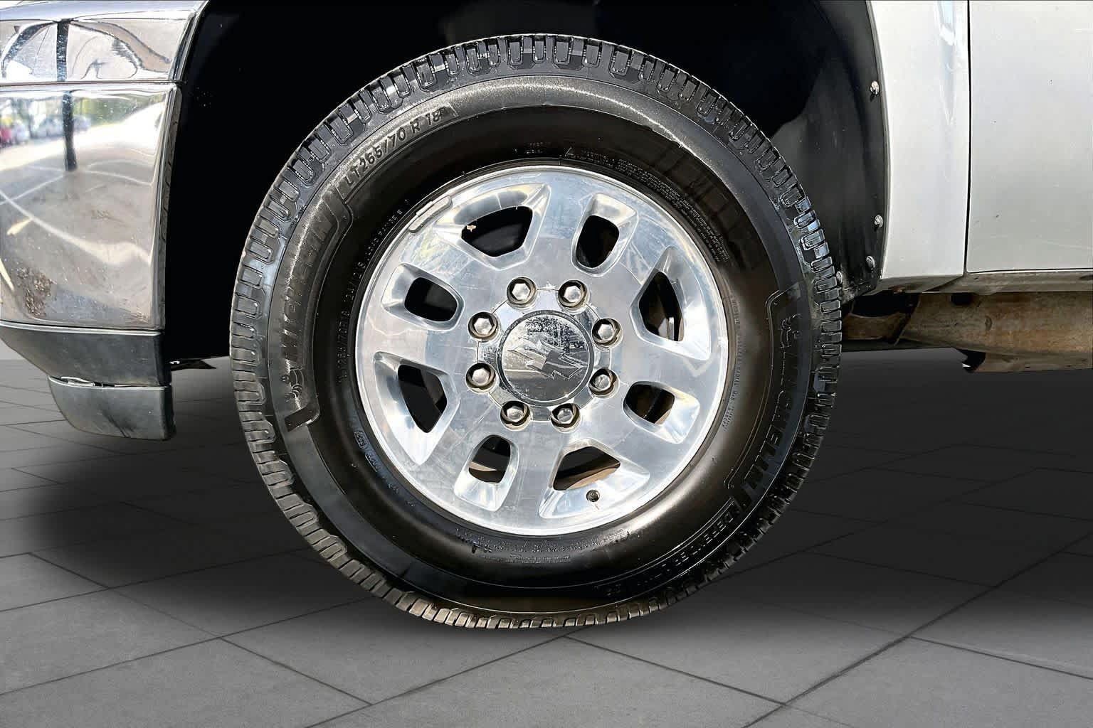 Used 2013 Chevrolet Silverado 3500 LT w/ Interior Plus Package AWD/4WD image 10