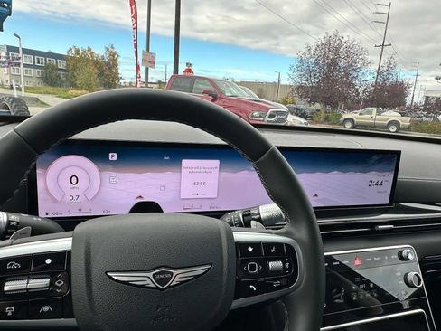 Used 2025 Genesis GV80 2.5T Standard image 23