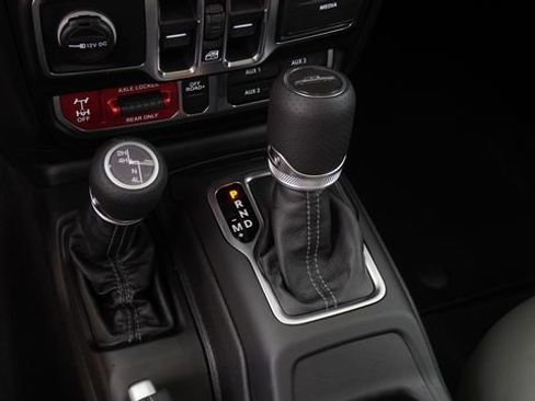 New 2026 Jeep Gladiator Mojave image 24